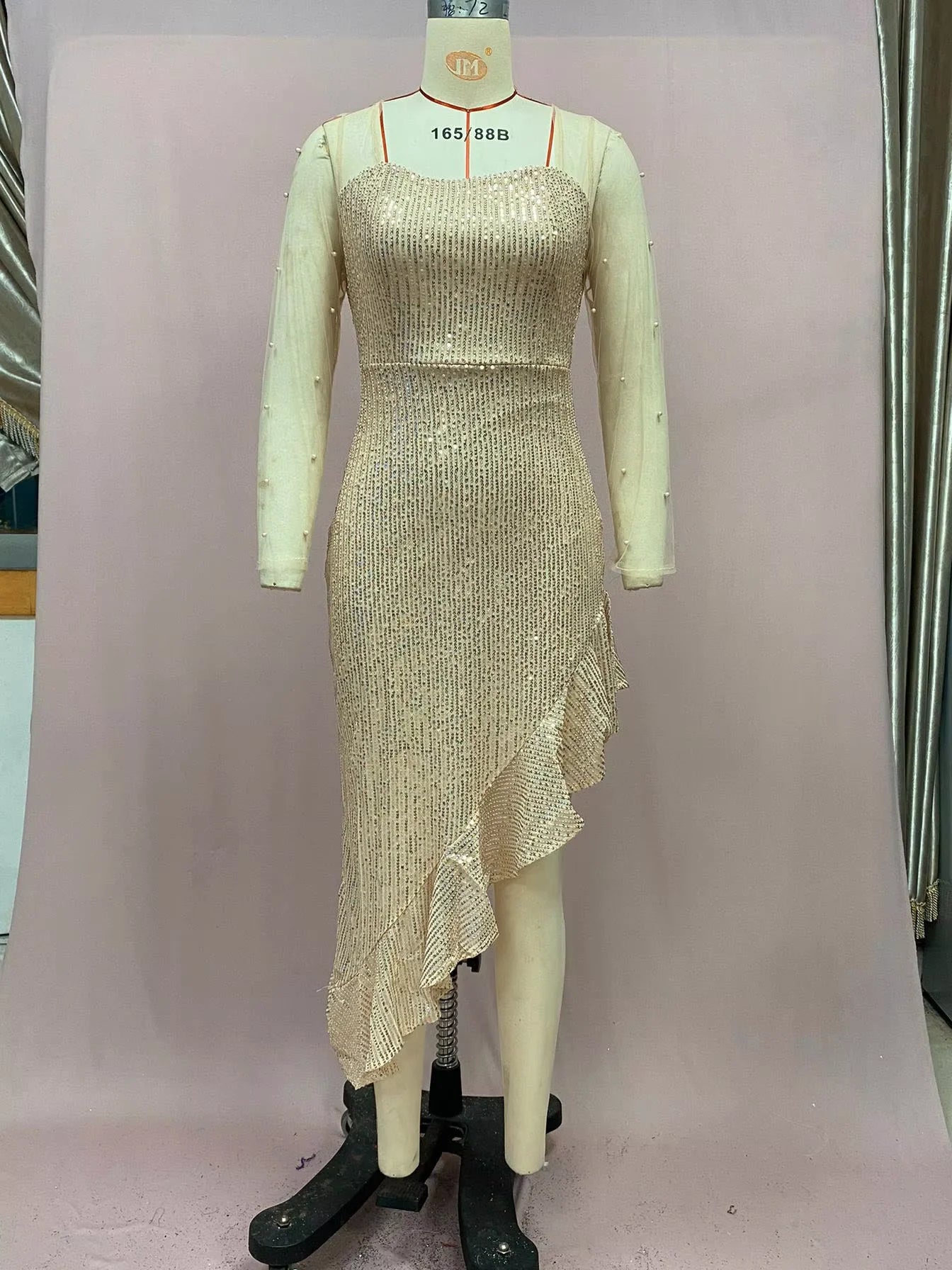 Ivory Vintage A-Line Ball Gown – Floor-Length Satin, Full Sleeve, Prom & Evening