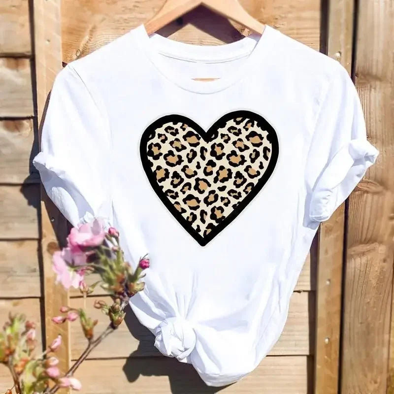 Women Leopard Love Heart Print T-shirts Fashion Graphic T Top Short Sleeve 90s Cute Spring Summer Shirt Female Tee T-Shirt