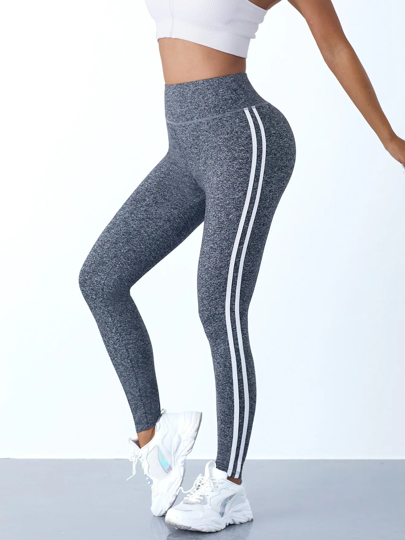 Striped High-Waist Yoga Leggings - Seamless Booty-Lifting Workout Tights