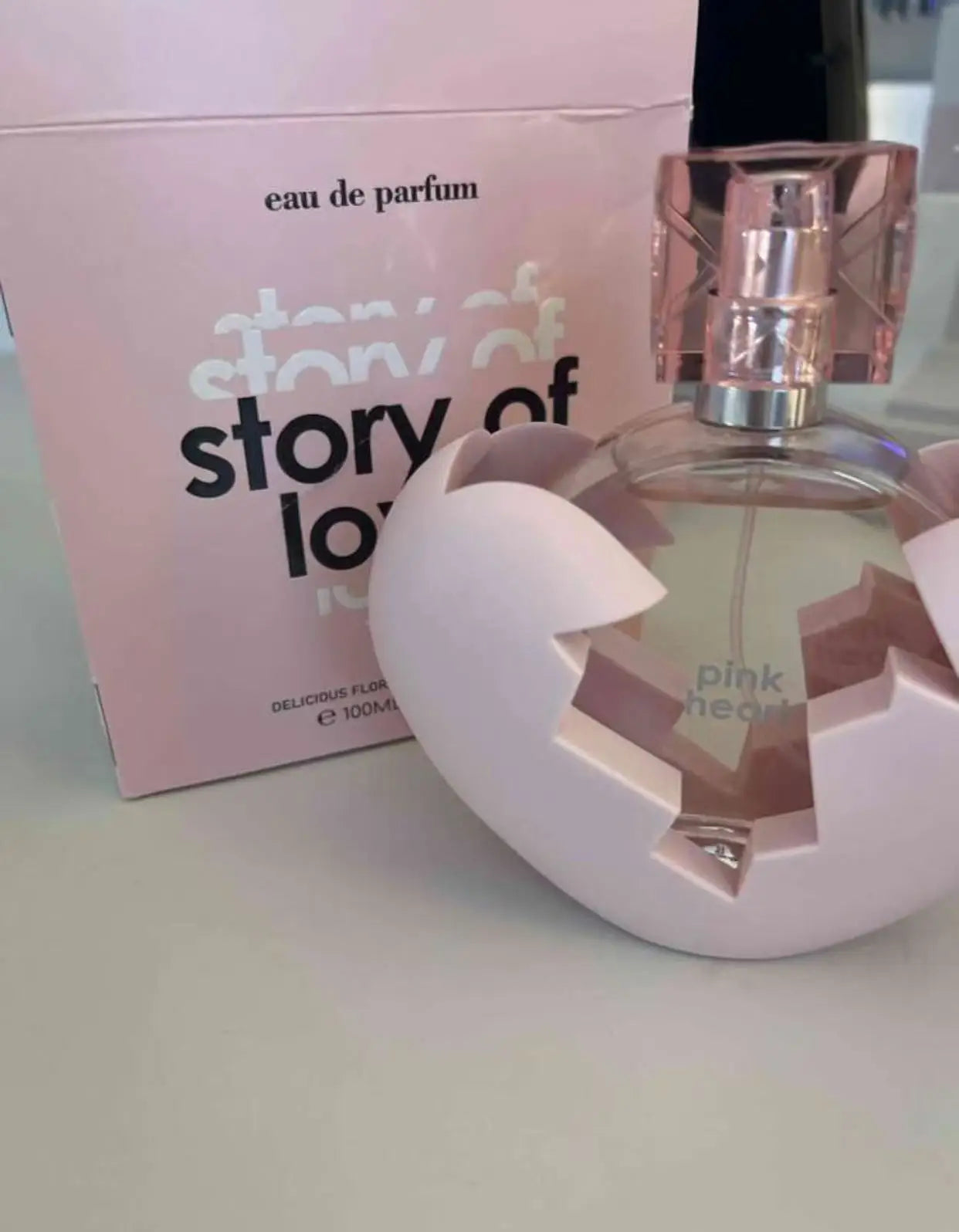 Arianna Eau de Parfum - Woody & Fruity Notes Women's Fragrance 100ml