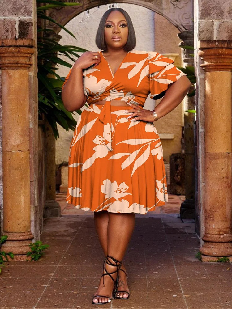 Plus Size V-Neck Crop Top & Shorts Set - Casual Two-Piece Outfit