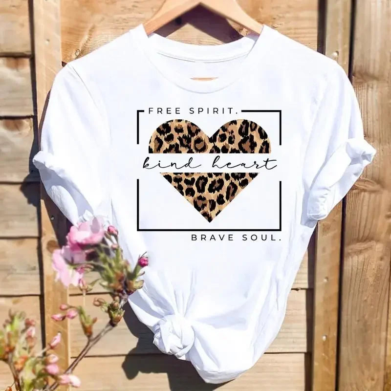 Women Leopard Love Heart Print T-shirts Fashion Graphic T Top Short Sleeve 90s Cute Spring Summer Shirt Female Tee T-Shirt