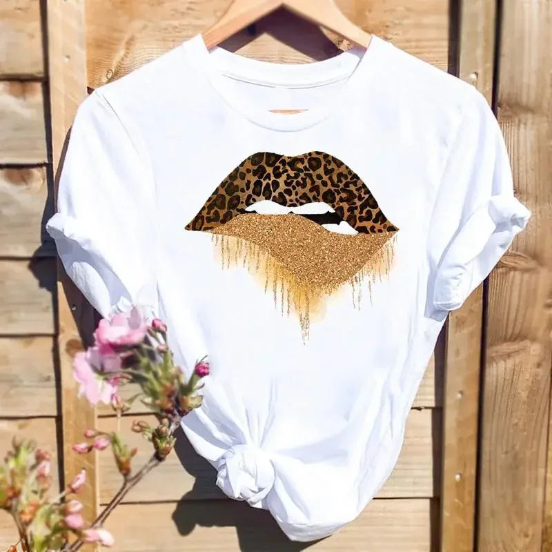 Women Leopard Love Heart Print T-shirts Fashion Graphic T Top Short Sleeve 90s Cute Spring Summer Shirt Female Tee T-Shirt